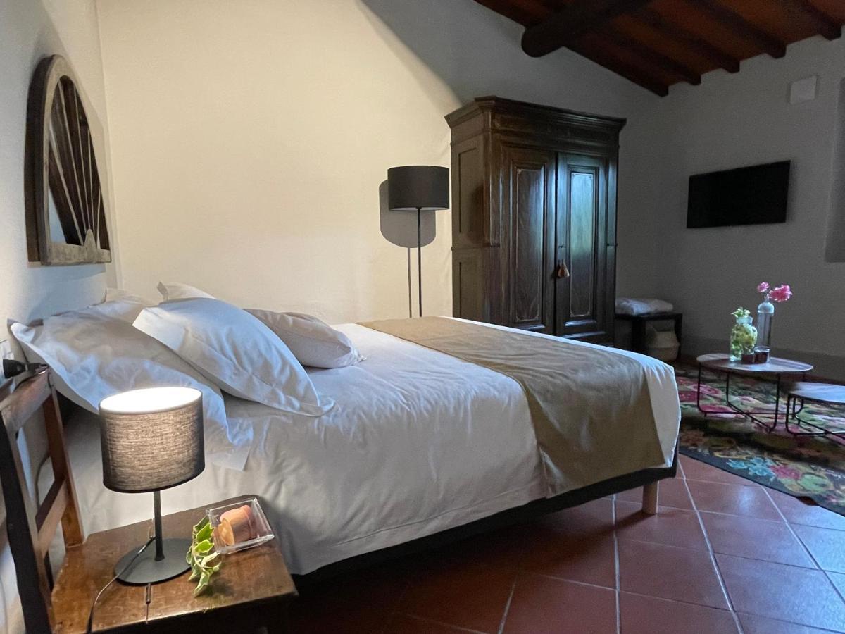 Casale La Gora - B&B Di Charme Figline Valdarno Bagian luar foto